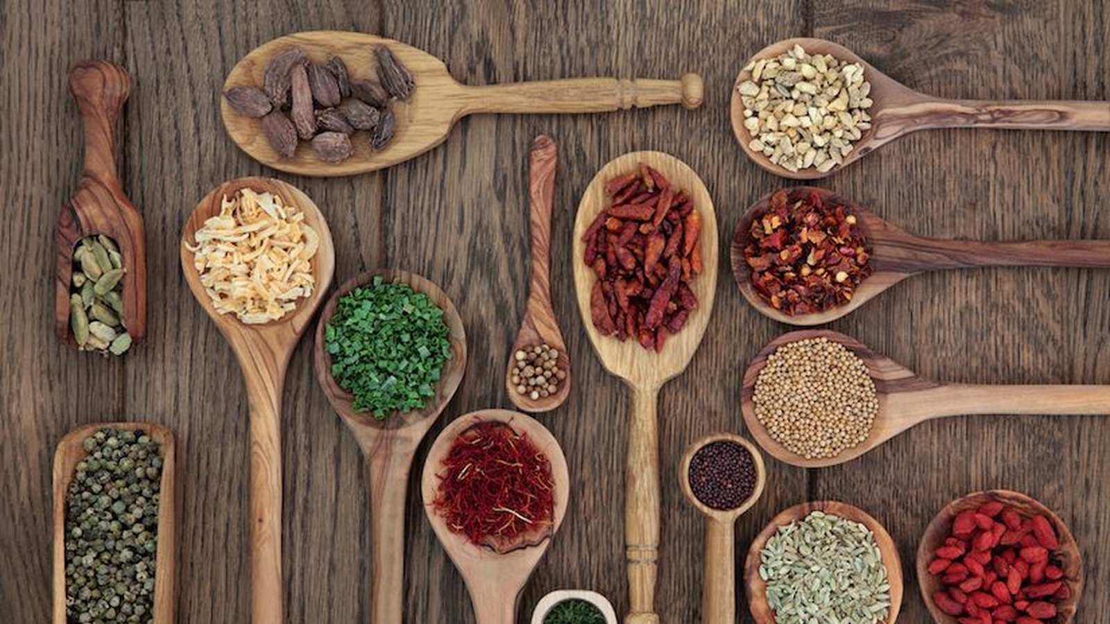 The Ultimate Guide To Superfoods (Infographic)
