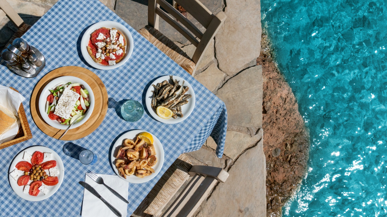 How Does the Mediterranean Diet Work? The Good, The Bad & The Tasty