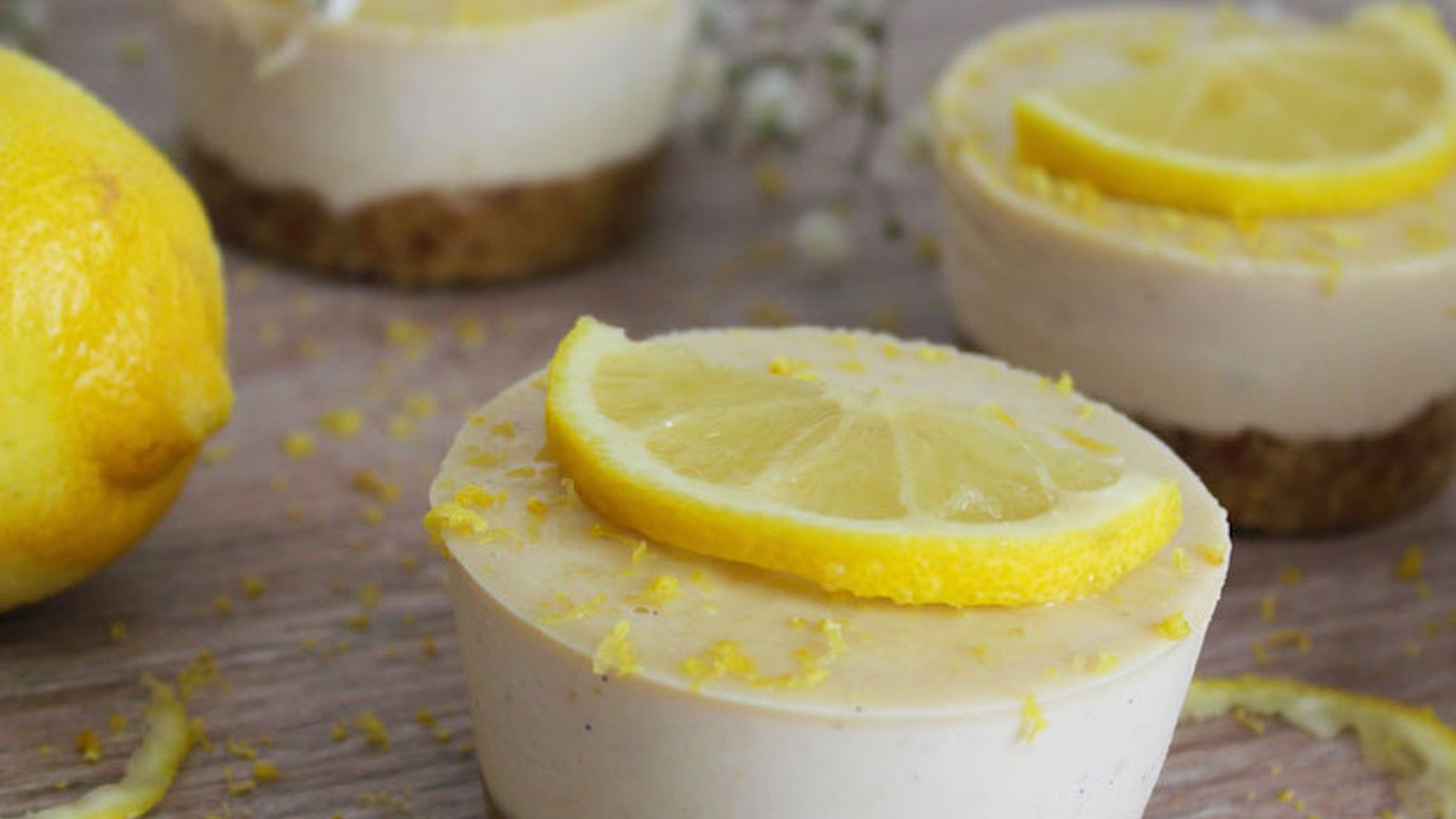 Raw Lemon "Cheesecakes" (Recipe)