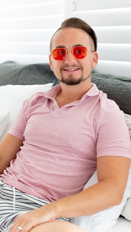 The Power of Light Therapy: Anti-Aging, Hormone Balance, and Sleep Optimization 