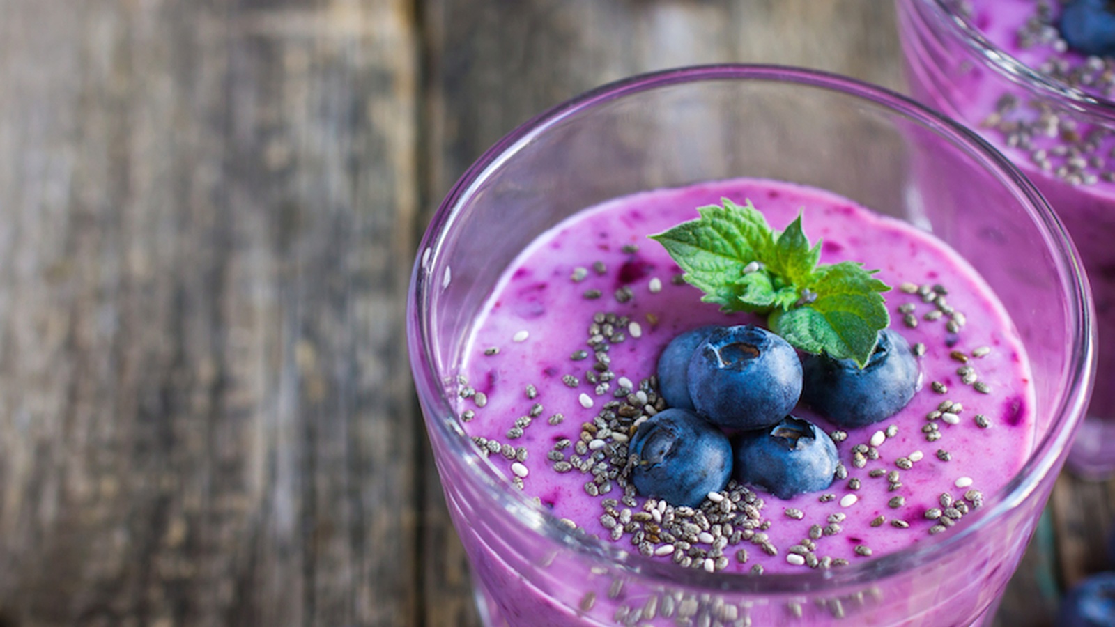 6 Foods You Should Add To Your Smoothie (That Aren't Green!)