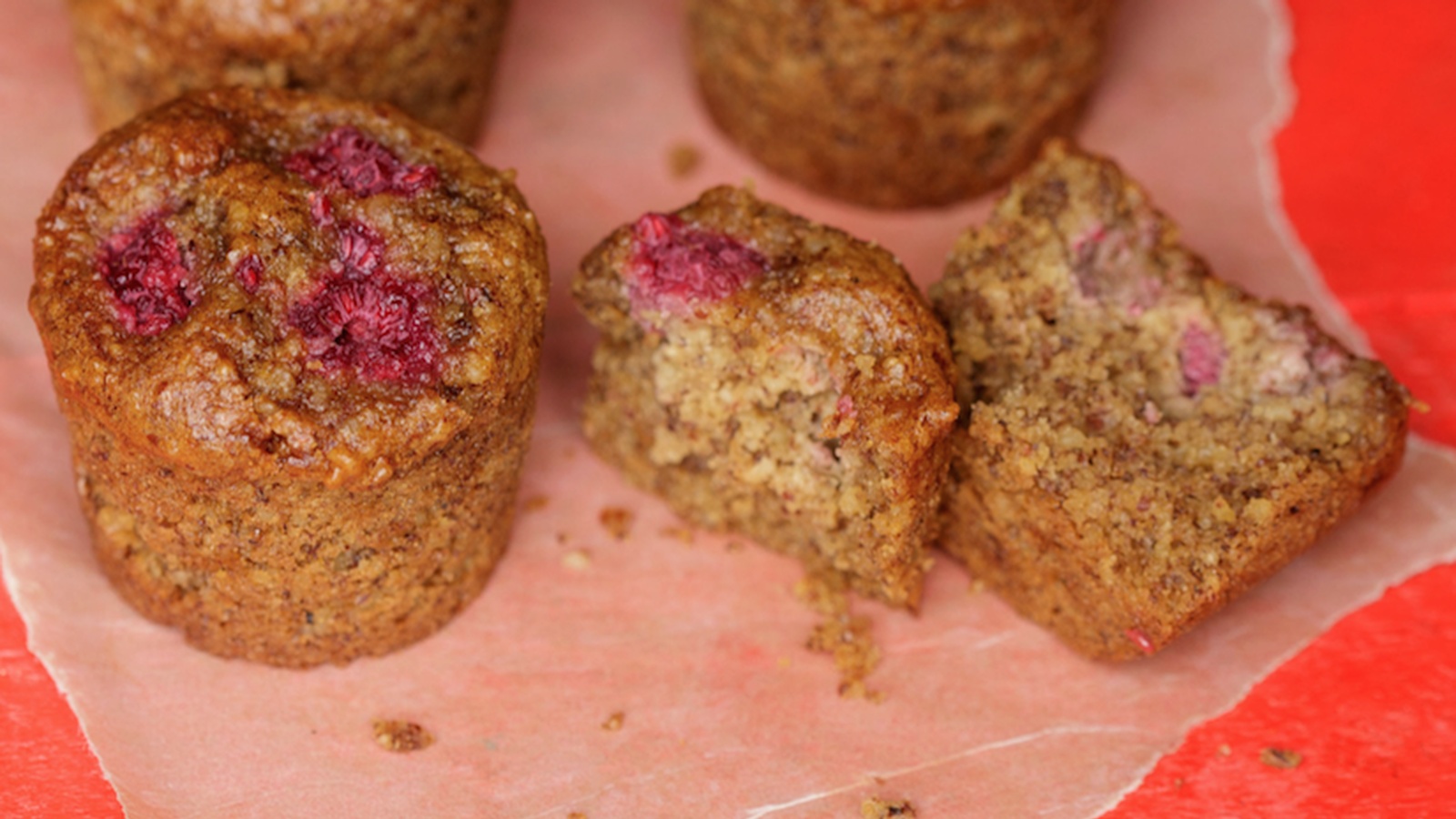 Almond Raspberry & Coconut Muffins (Recipe)