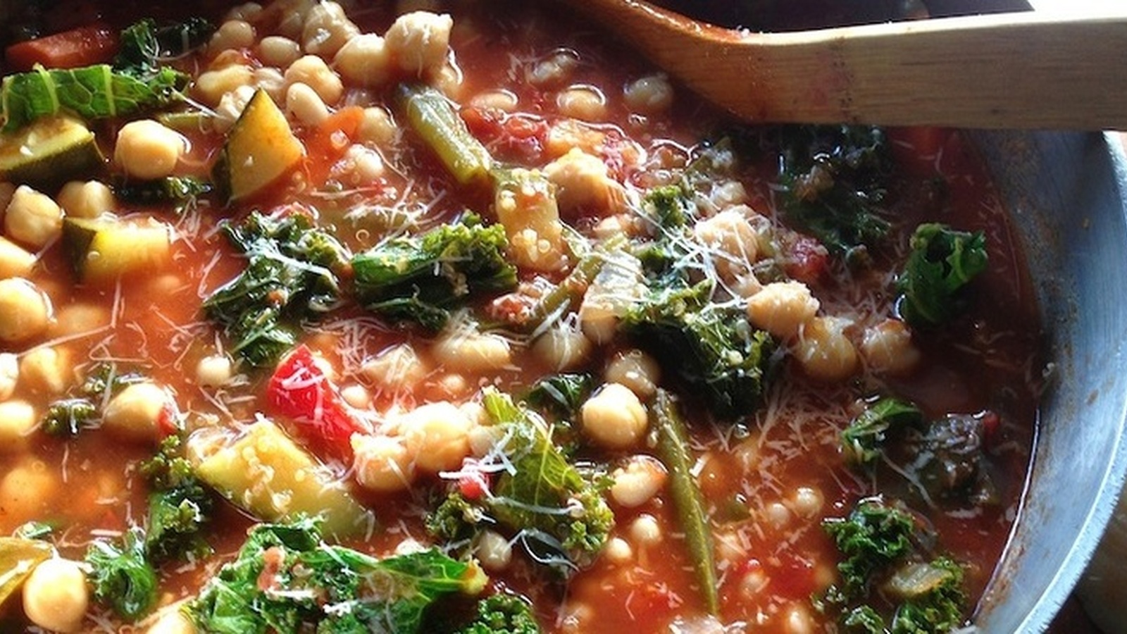 Warming Minestrone Soup With Quinoa & Kale (Free Recipe)