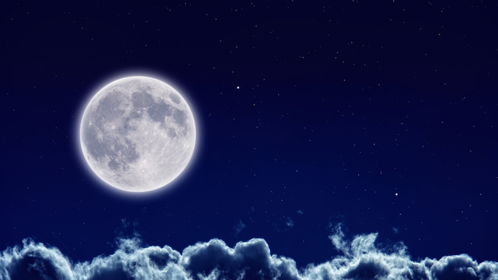 What the Moon Cycle Can Tell Us About Our Own Monthly Cycles