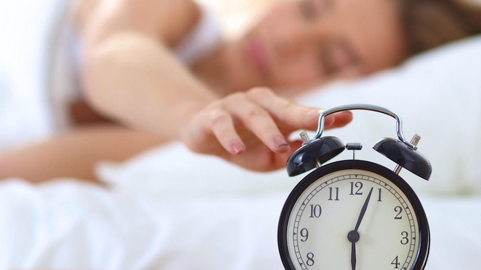 4 Common Signs That You Need More Sleep