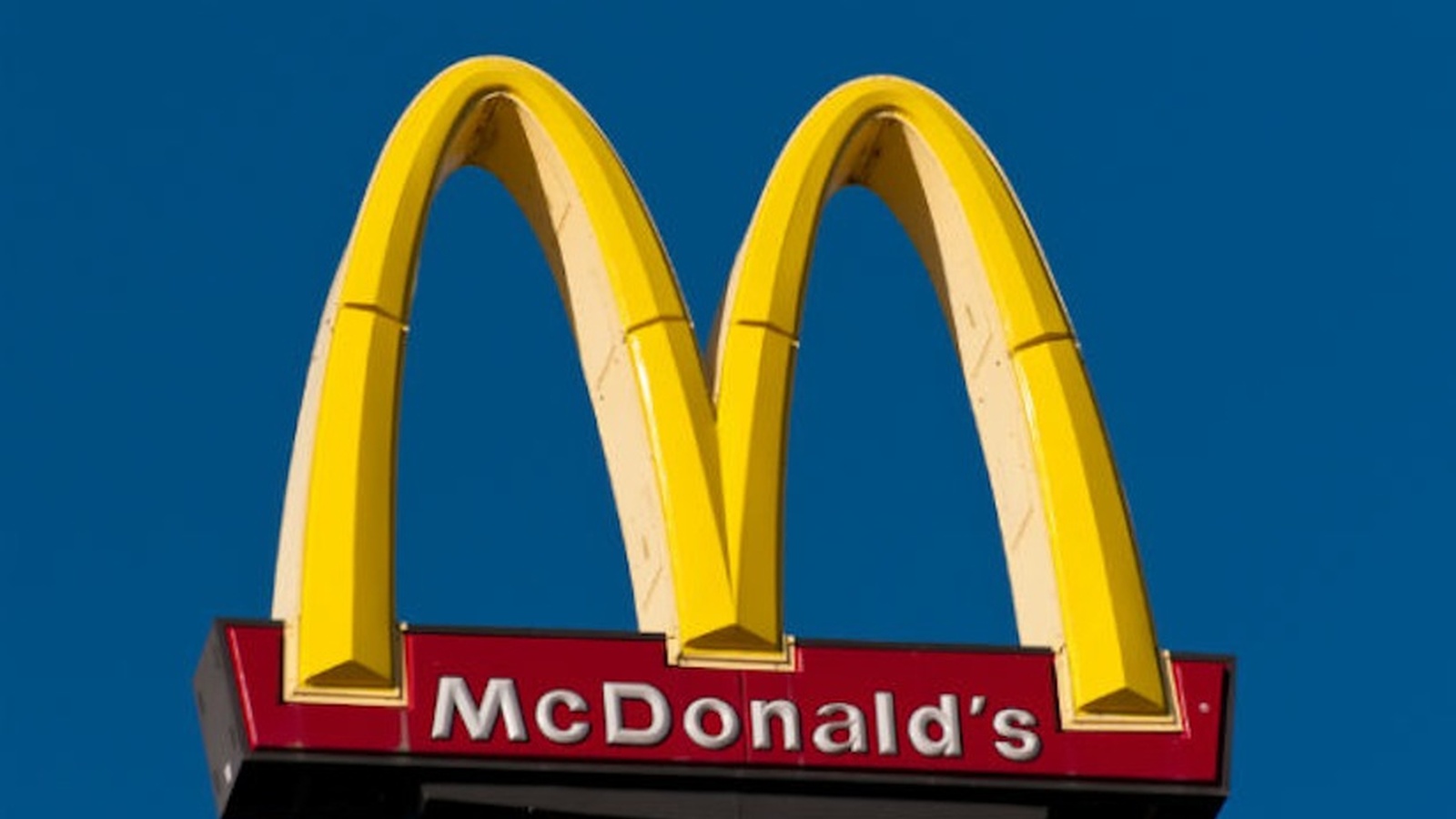 McDonald's Is Closing Down Hundreds of Stores!
