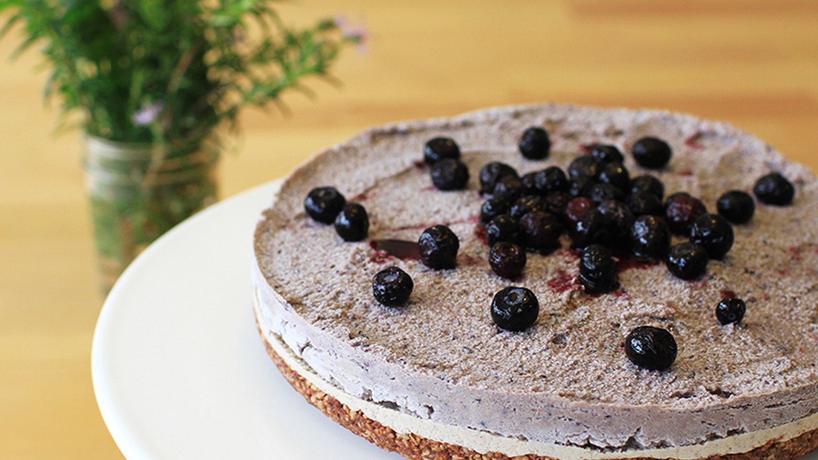 Raw Blueberry Cheesecake (Recipe)