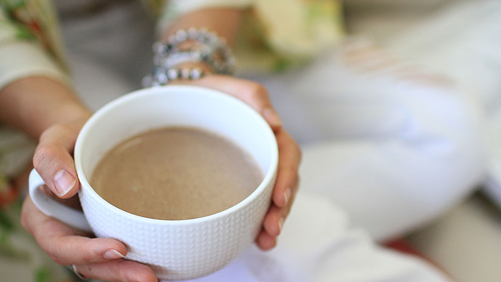 Creamy Hot Chocolate (Recipe)