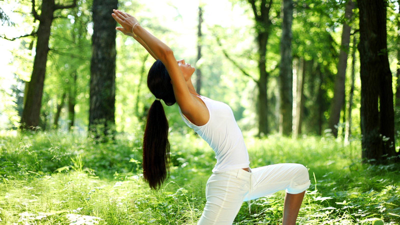 3 Body Benefits Of Outdoor Yoga 