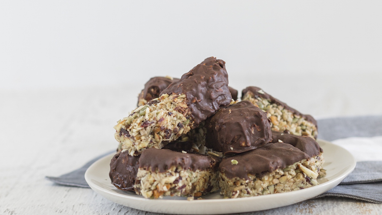 No-Bake Superfood Energy Bars