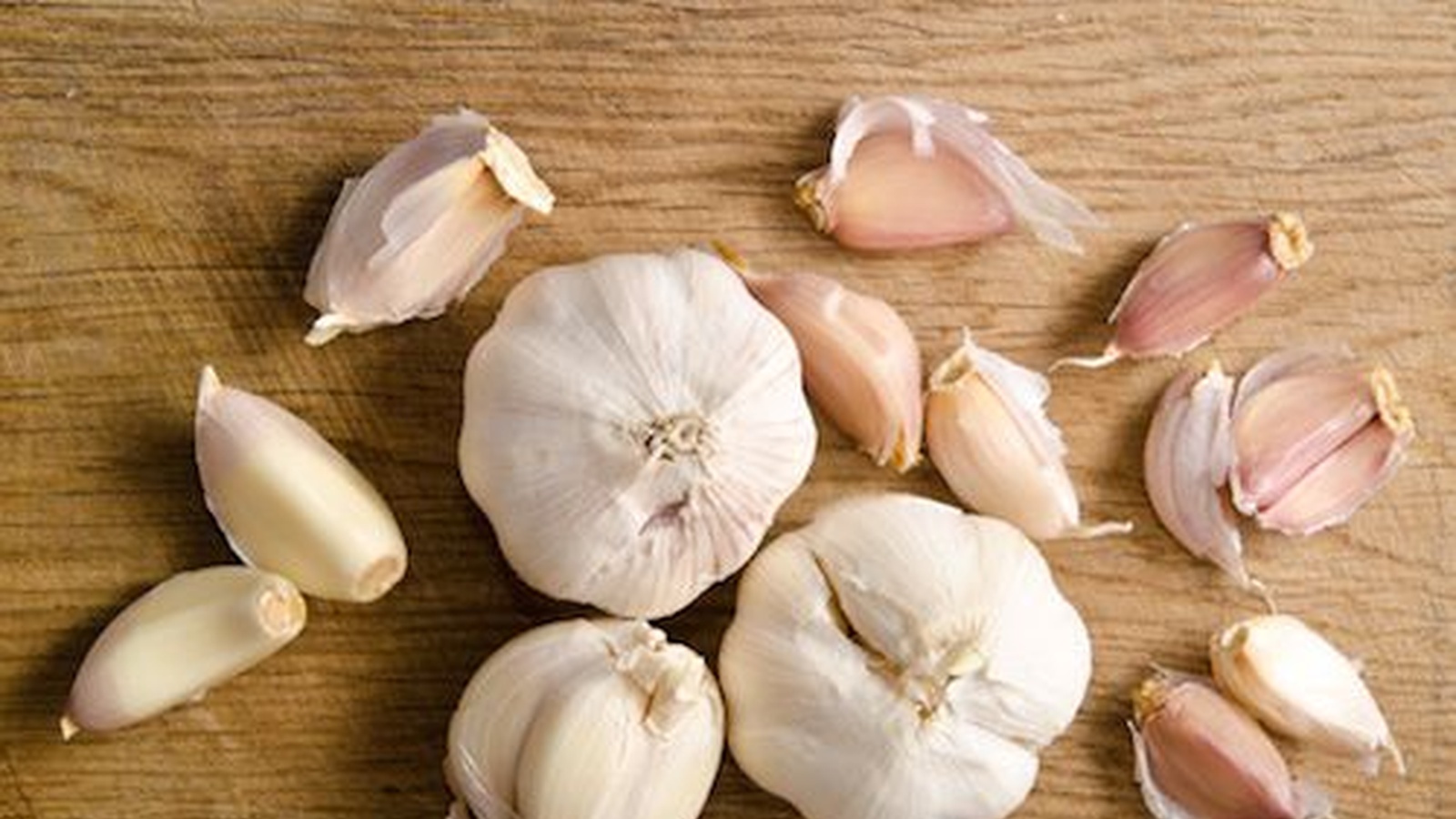 4 Healthy Reasons To Love Garlic (Plus Free Recipe)