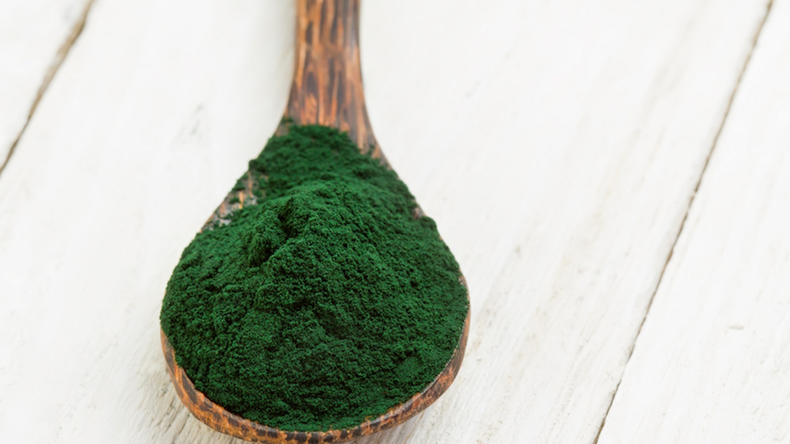 Top 12 Reasons To Use Spirulina