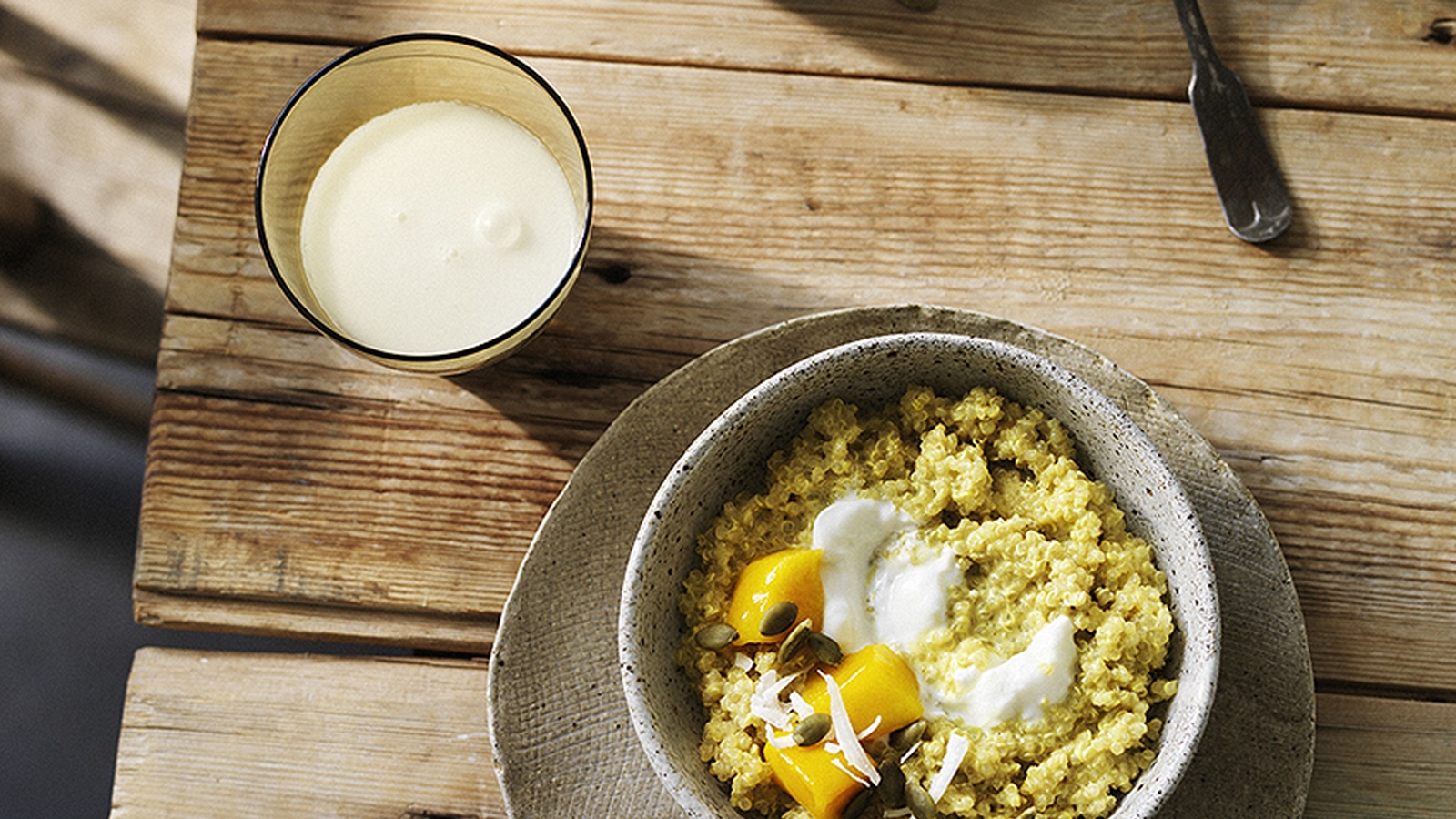 Coconut, Turmeric & Quinoa Porridge