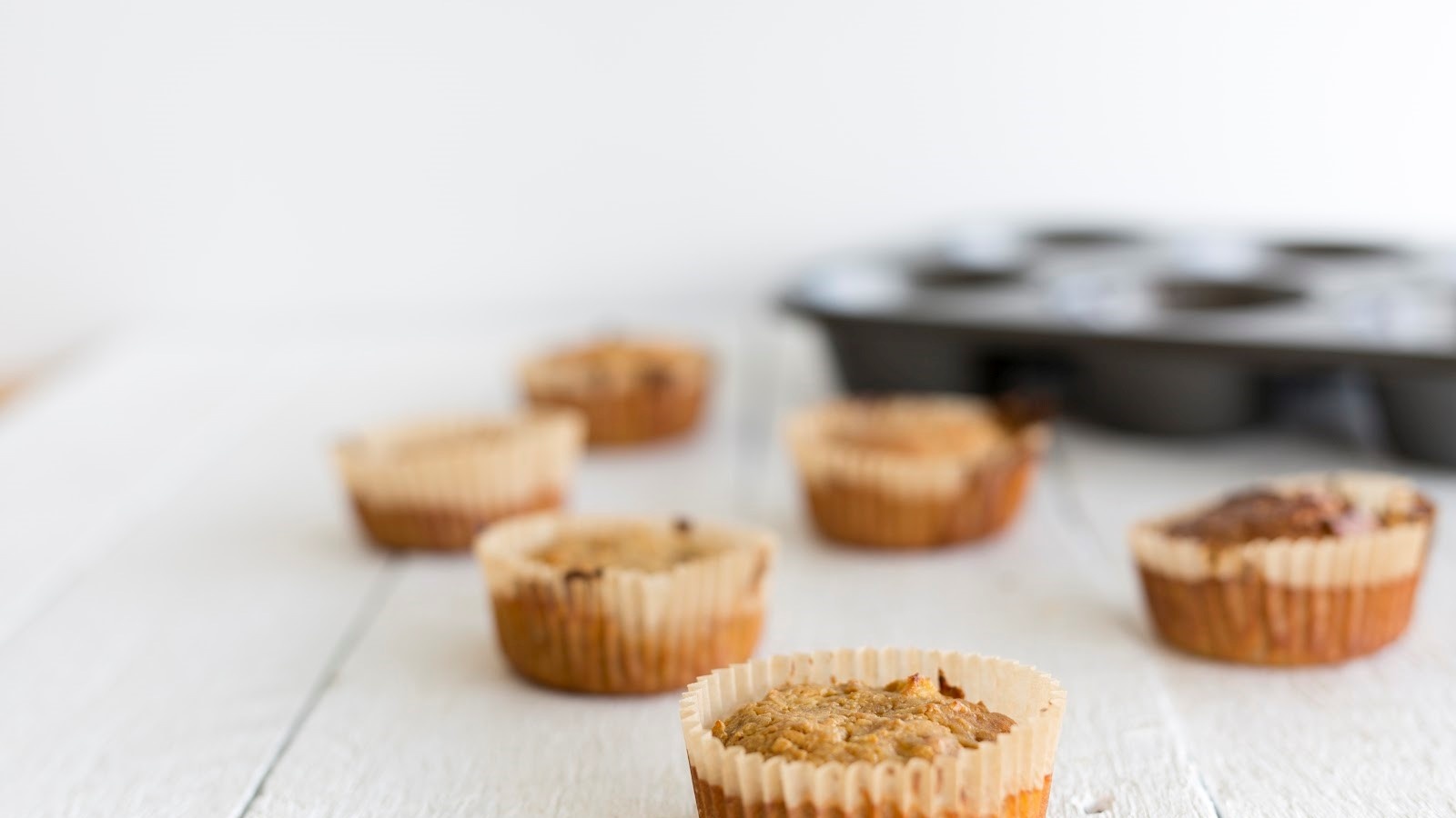 Gluten-Free Vanilla Cupcakes (Made With Cauliflower!)