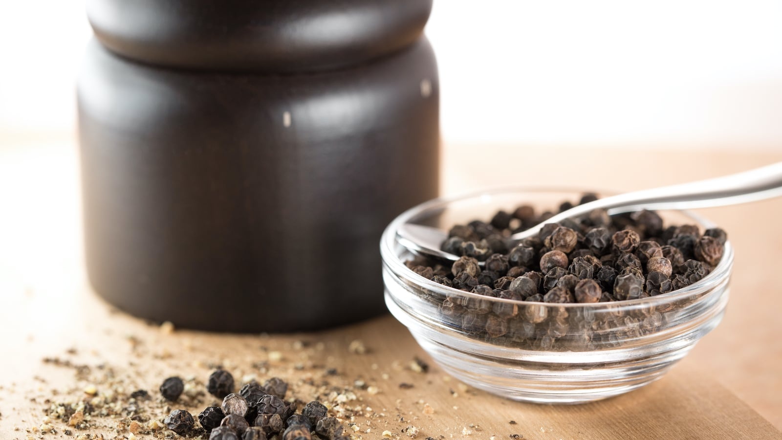 5 Surprising Health Benefits of Black Pepper