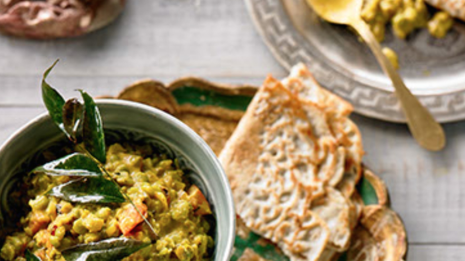 Green Pea Curry With Brown Rice Crêpes