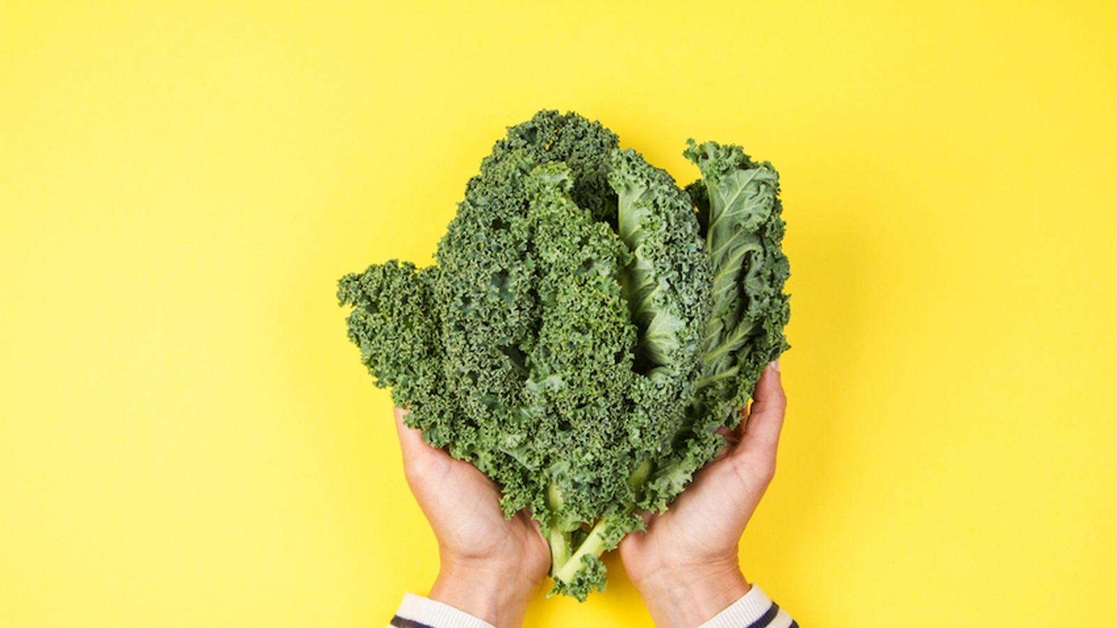 EWG's 2019 Dirty Dozen List: Which New Vegetable Made It To The List?