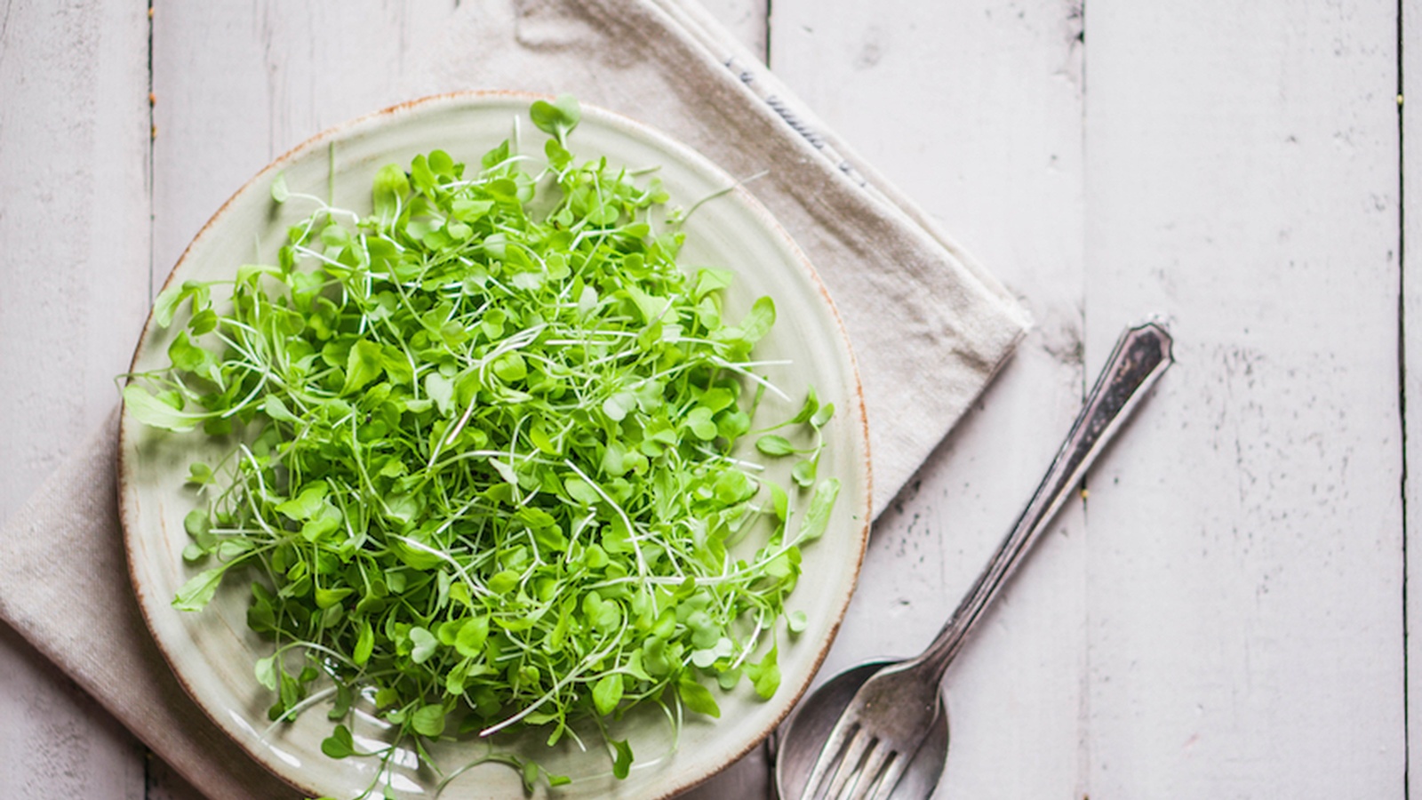 10 Of The Best Greens To Eat FOOD MATTERS®
