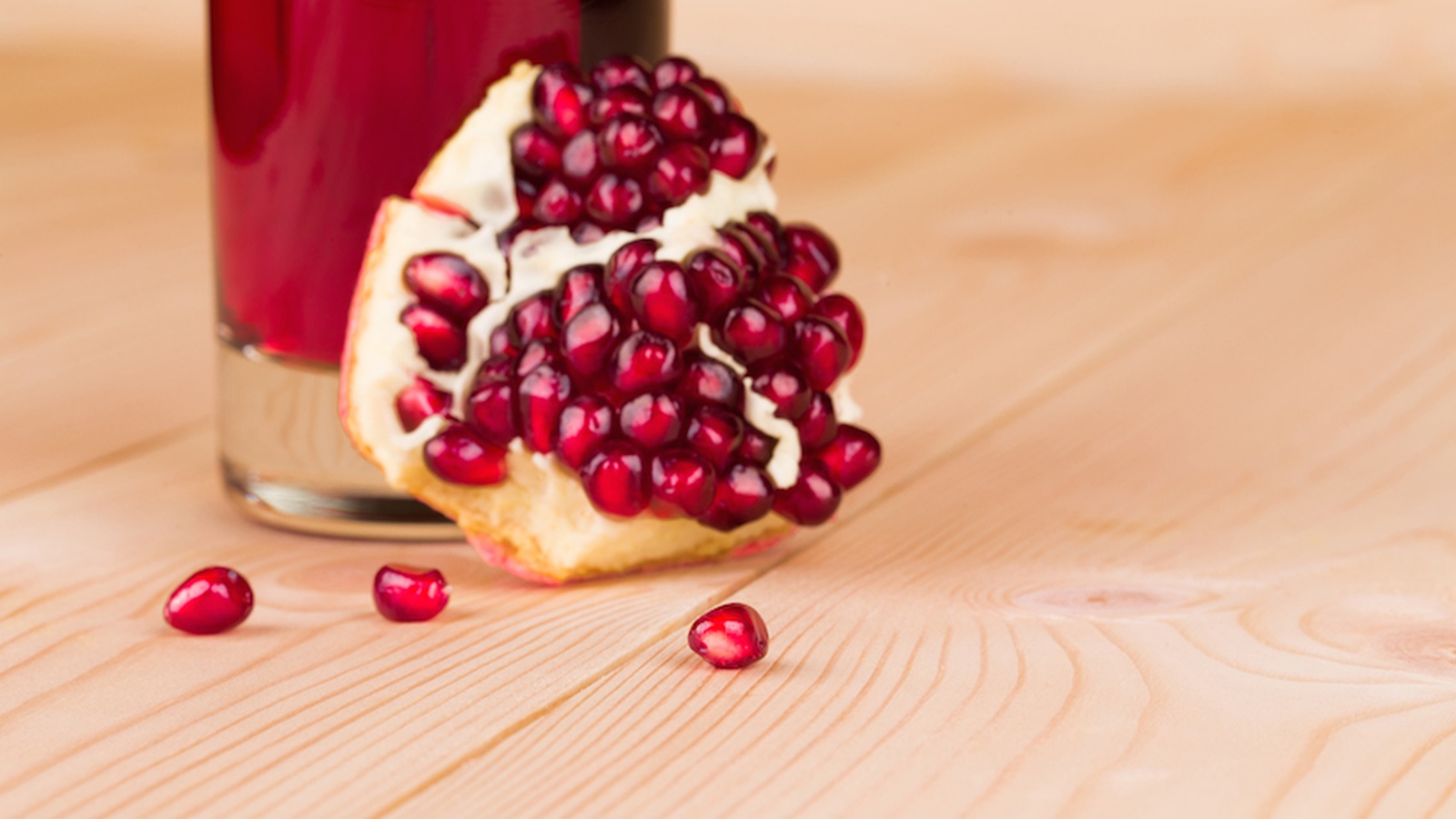Pomegranate Juice - Juice From The Tree of Life