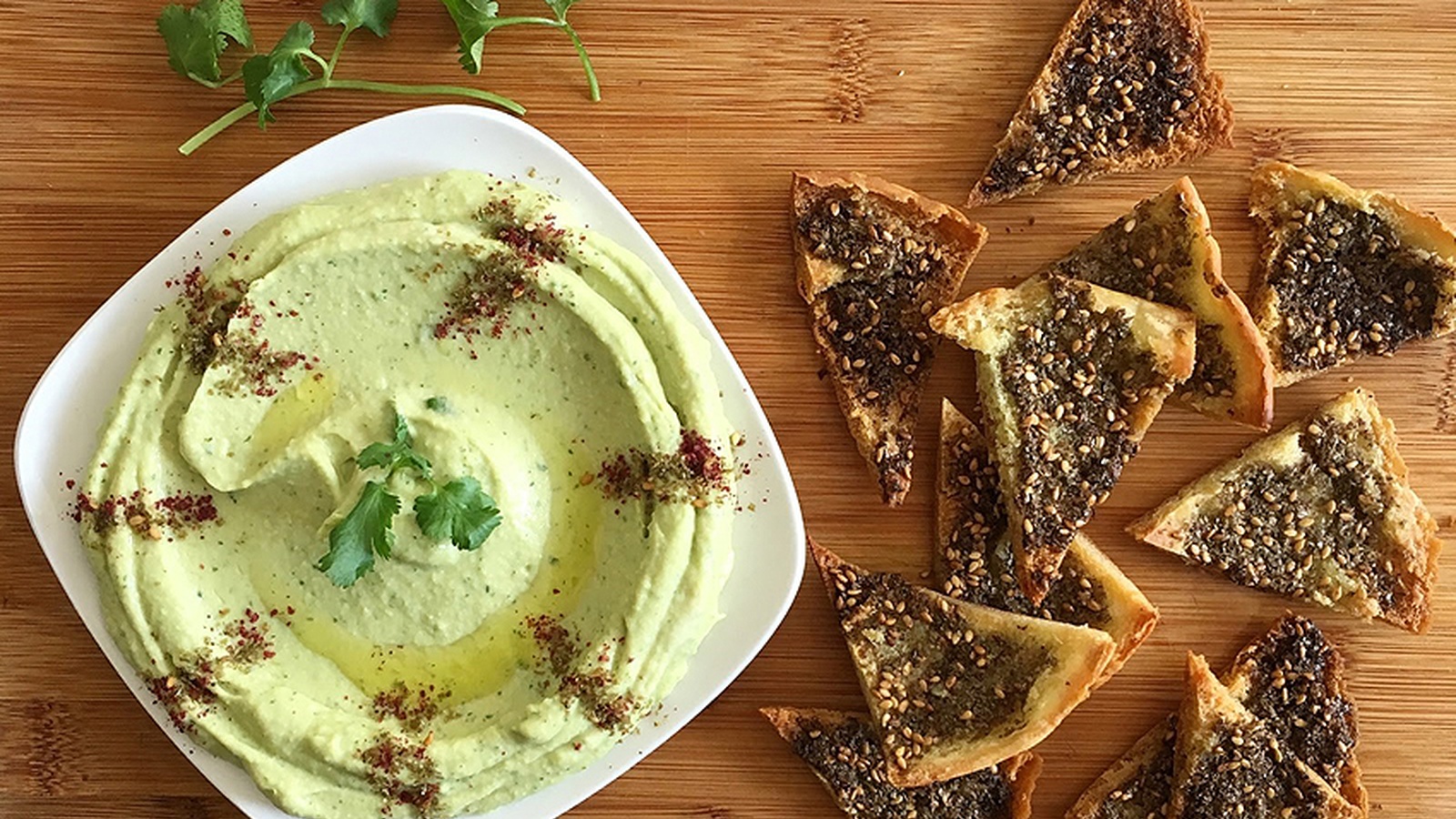 Avocado Hummus With Za&amp;#39;atar Pita Chips | FOOD MATTERS®