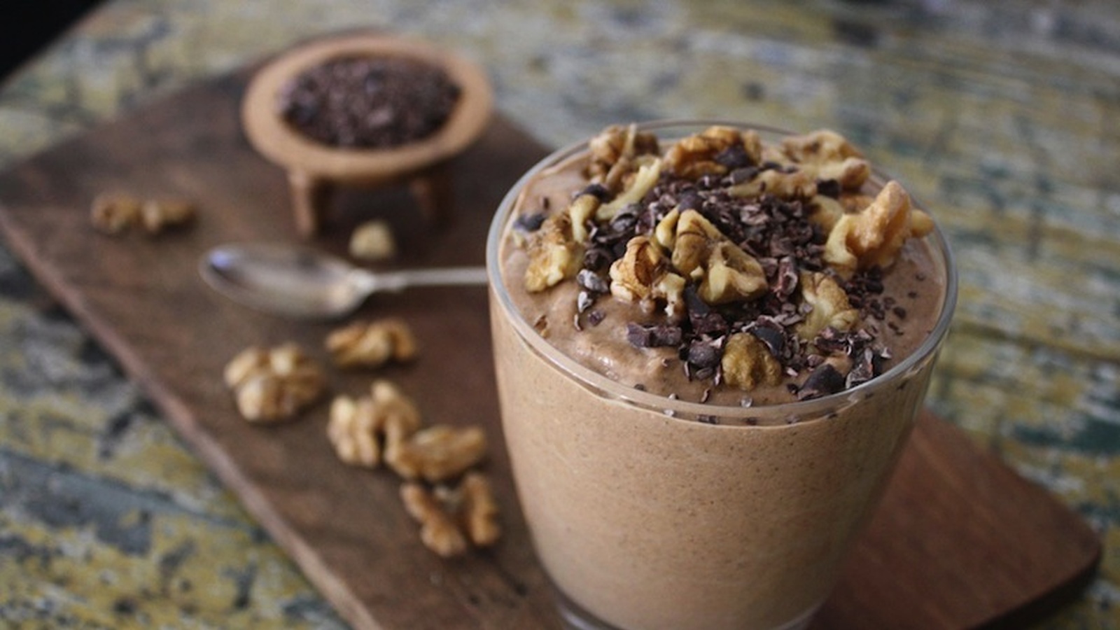 Walnut Brownie Breakfast Smoothie (Recipe)