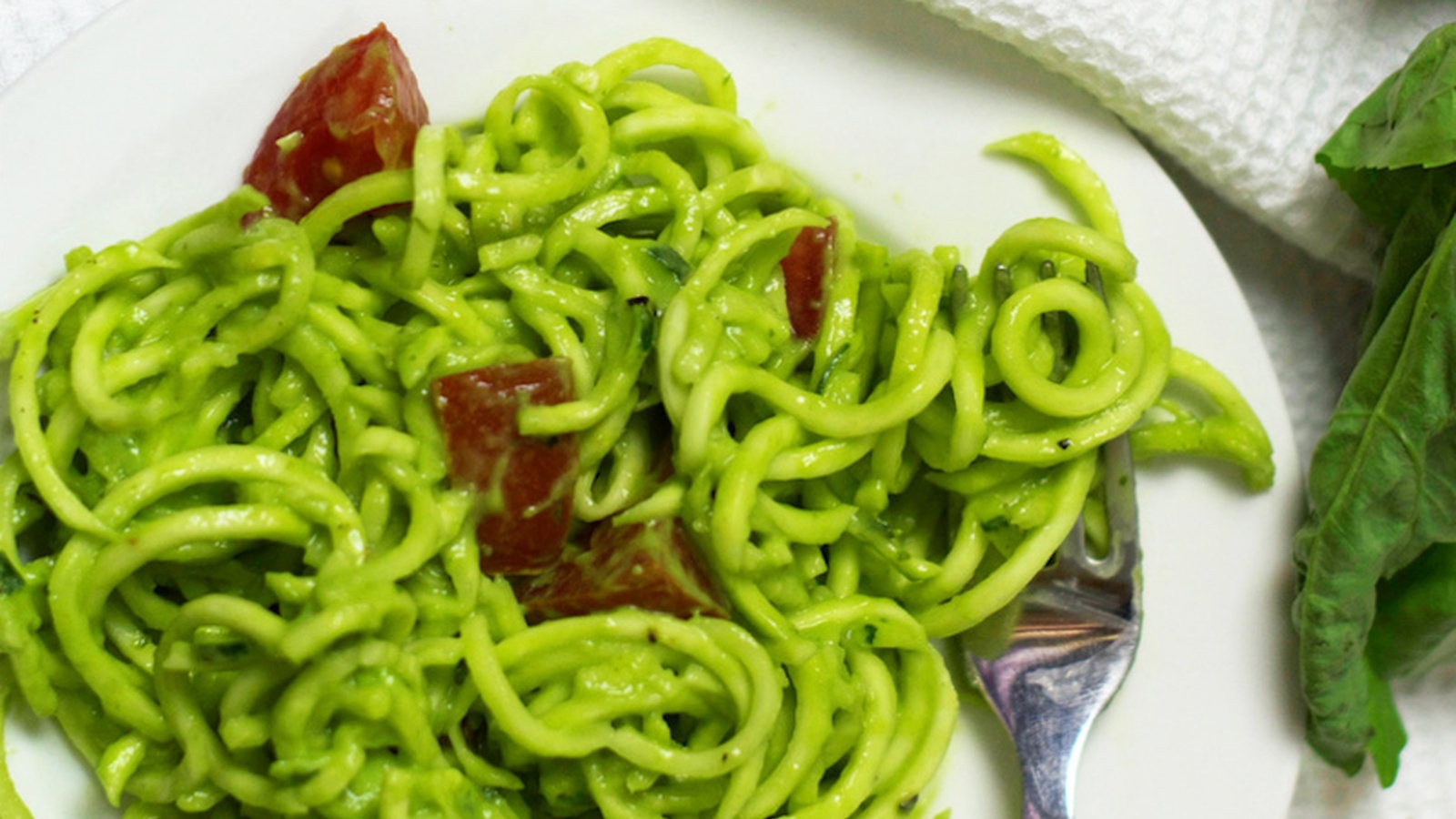 Raw Avocado Pesto Pasta