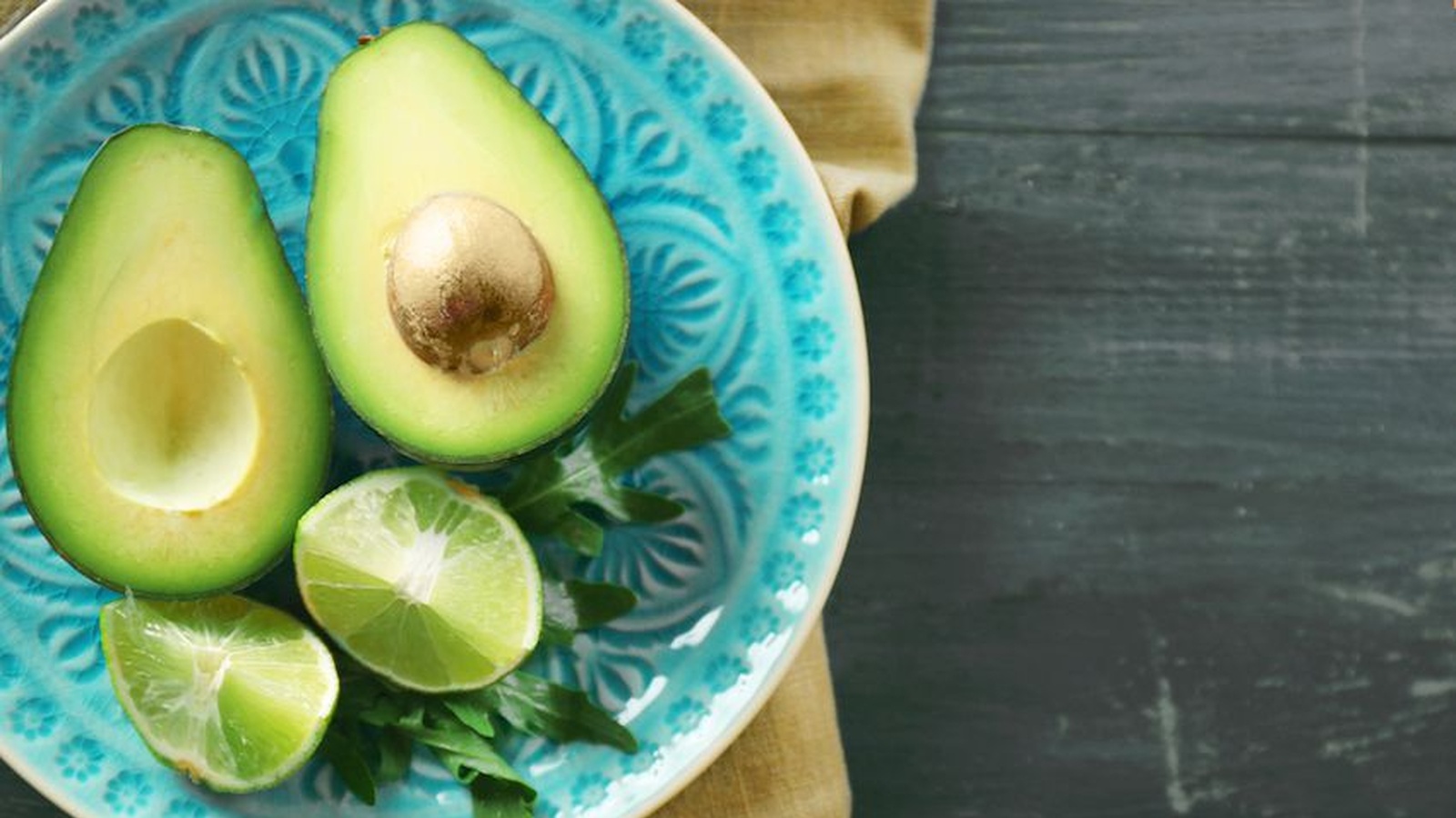 10 Powerful Health Benefits Of Eating Avocado