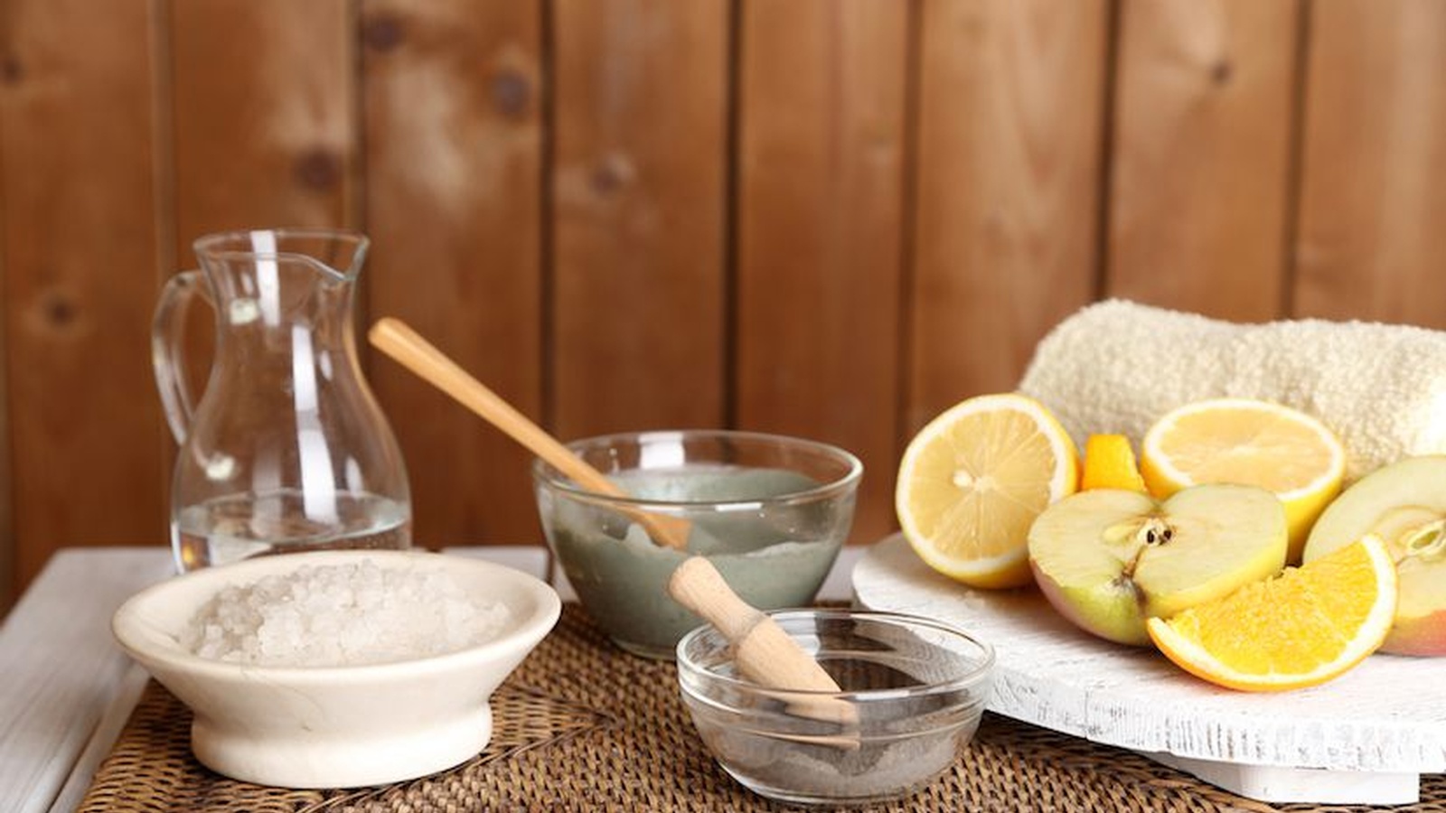 3 DIY Recipes Using Essential Oils (Guaranteed To Reduce Stress)