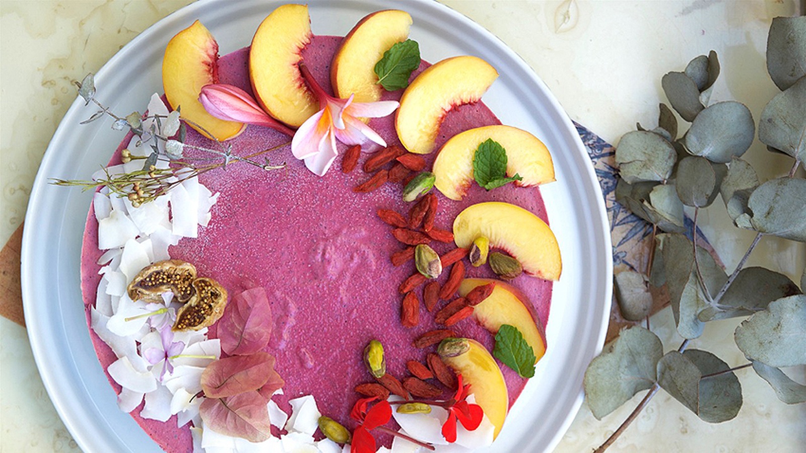 Raw Dragonfruit Cheesecake