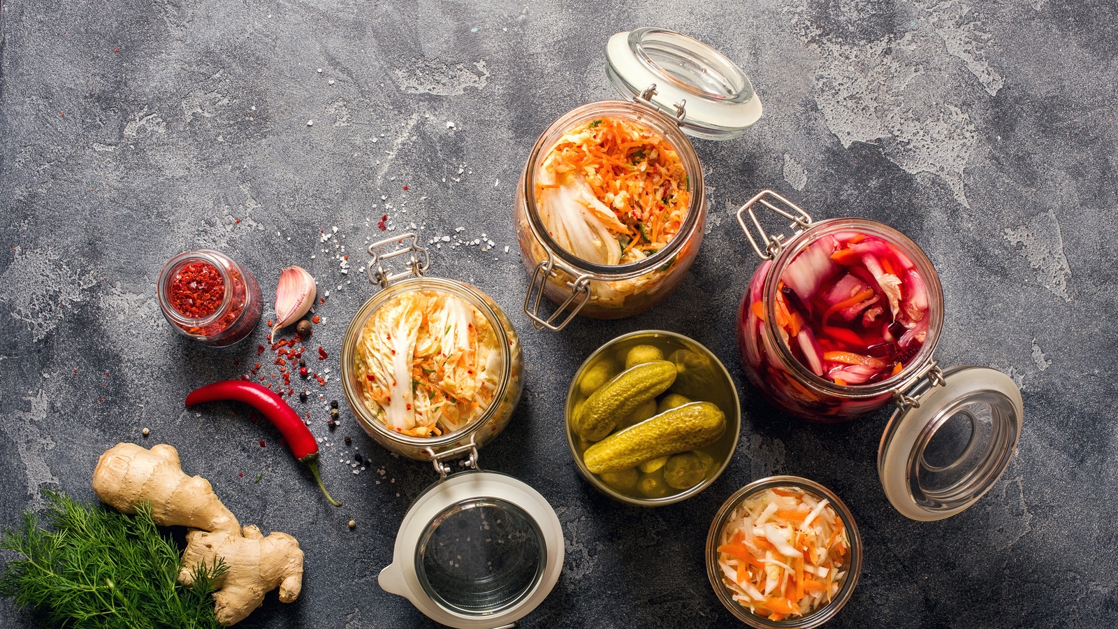Foods to Eat & Avoid for Gut Health