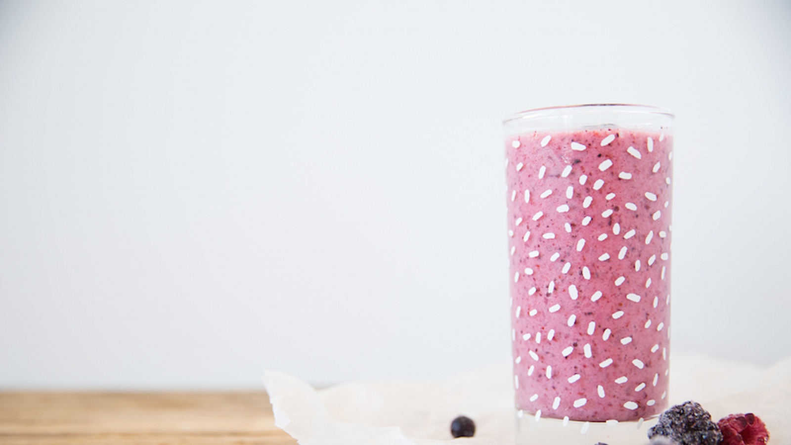 Berry-Rich Craving Saver Smoothie
