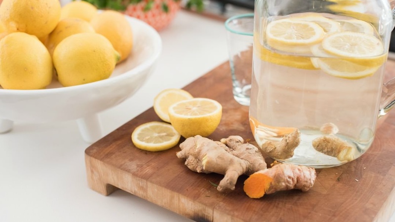 Homemade Healthy Turmeric Ginger Lemonade