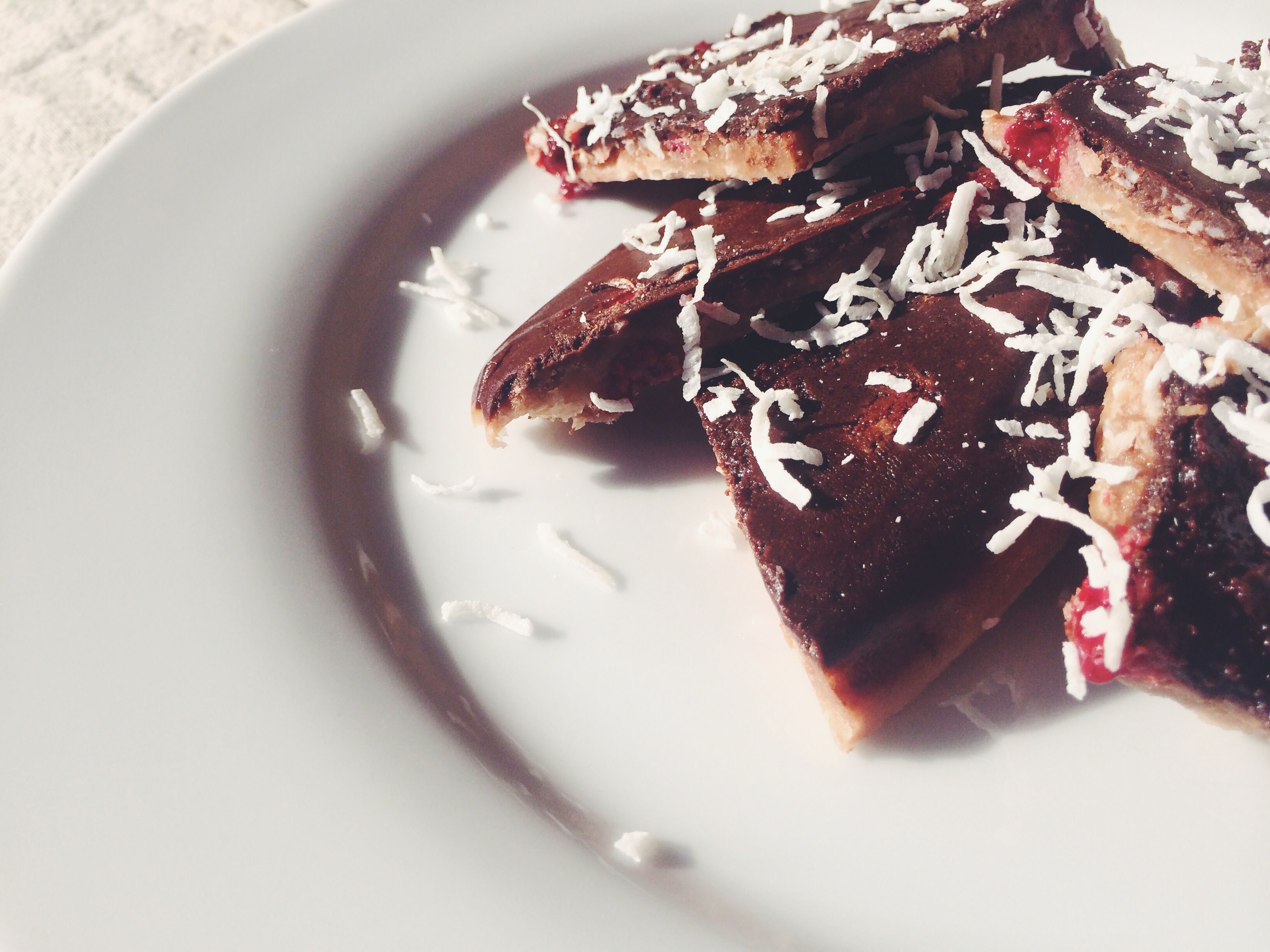 3-Ingredient Raw Chocolate (Recipe) | FOOD MATTERS®