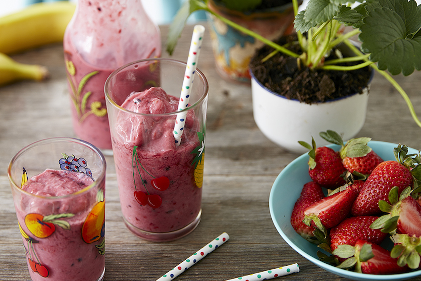 Very Berry Shake | FOOD MATTERS®