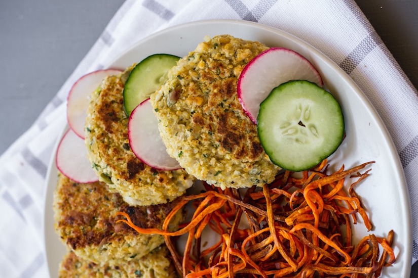 Falafel With Tahini Garlic Sauce (Recipe) | FOOD MATTERS®