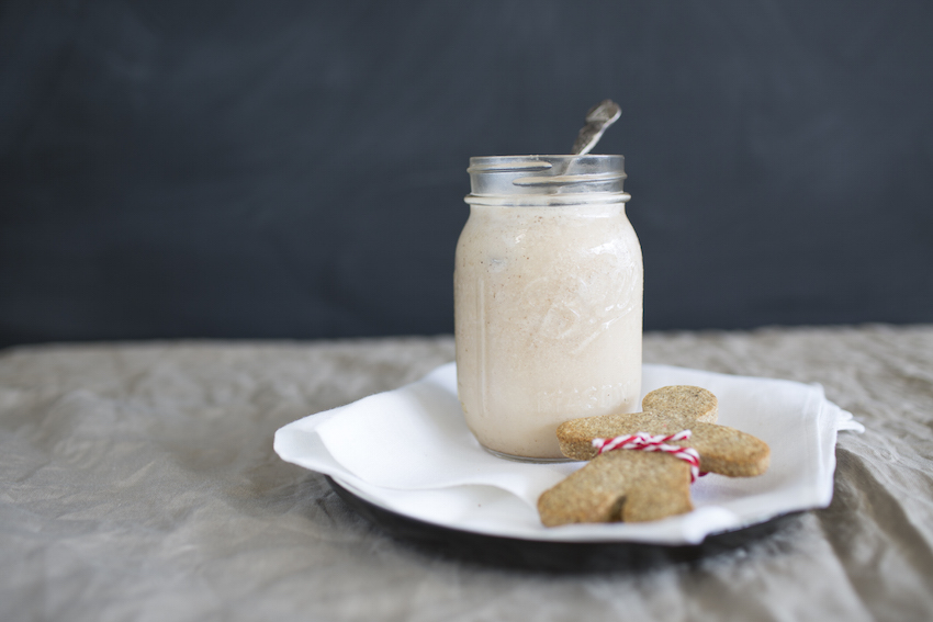 Christmas Gingerbread Smoothie | FOOD MATTERS®