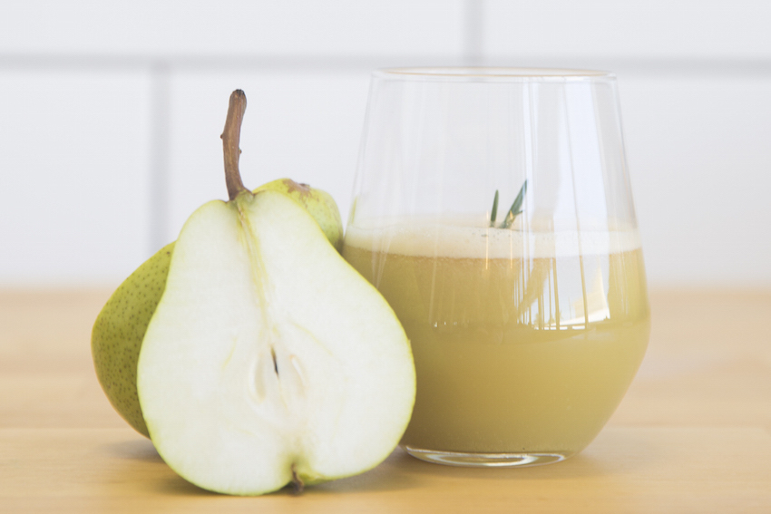 Apple, Pear & Rosemary Juice | FOOD MATTERS®