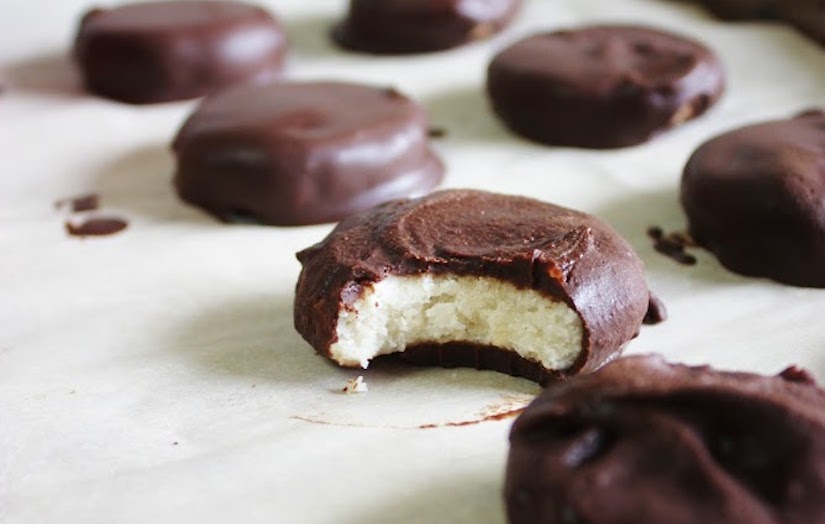 Chocolate Covered Mints Sakura fujiya peko blippo