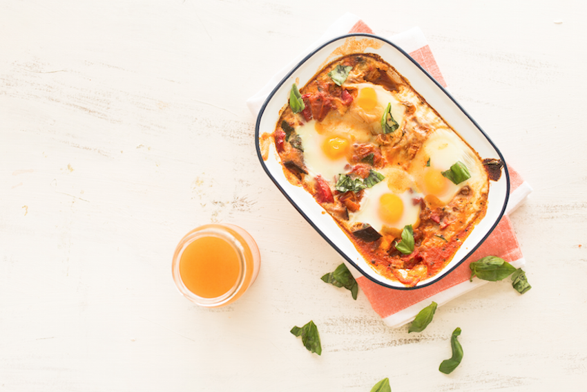 Shakshuka baked eggs