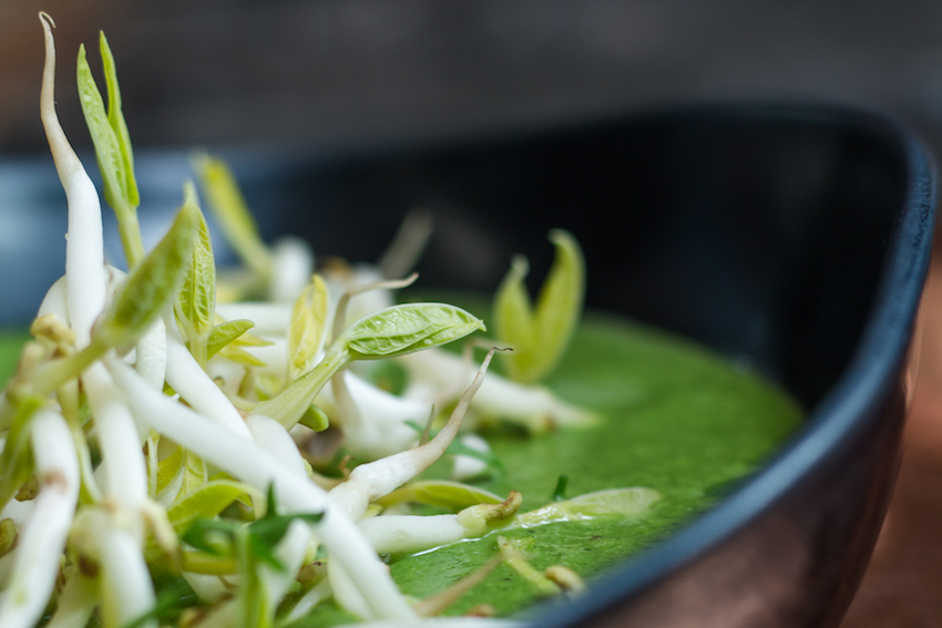 Broccoli, Spinach & Pea Soup | FOOD MATTERS®