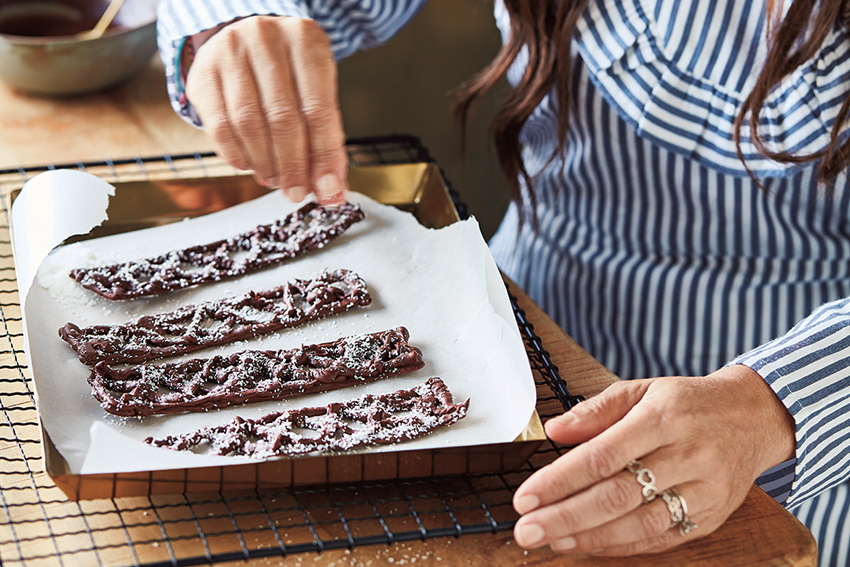 Chocolate Curls | FOOD MATTERS®