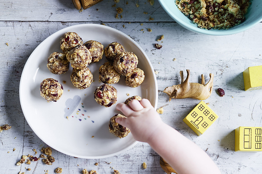 Cranberry, Apple and Oatmeal Snack Balls | FOOD MATTERS®