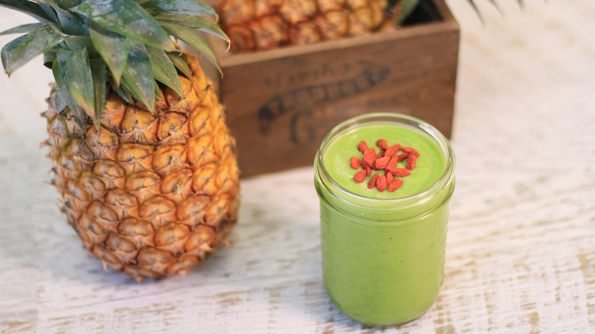 Green Pineapple Smoothie | FOOD MATTERS®