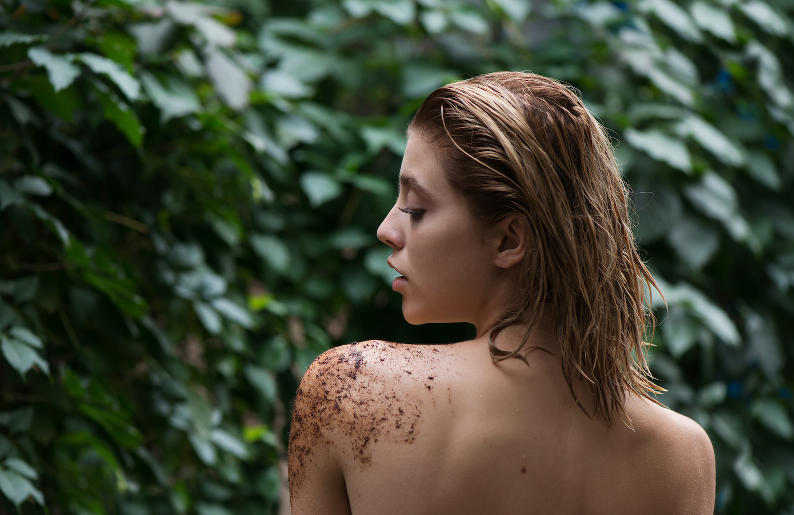 Make Your Own Invigorating Body Scrub | FOOD MATTERS®