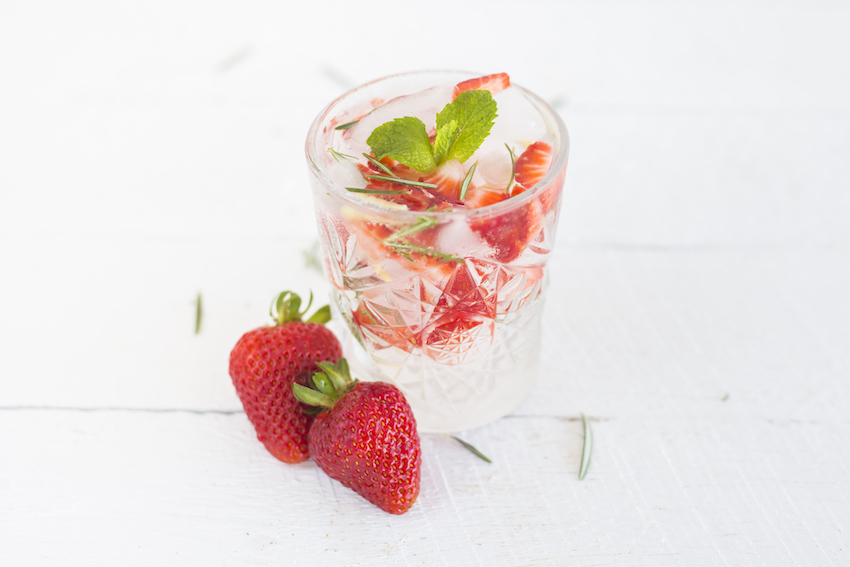 Strawberry, Mint and Rosemary Mojito | FOOD MATTERS®
