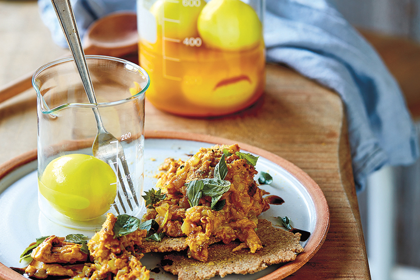 Turmeric Scrambled Eggs FOOD MATTERS®